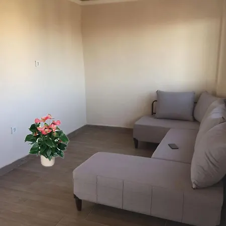 Holiday home Guezel Ev *