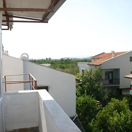 Guezel Ev